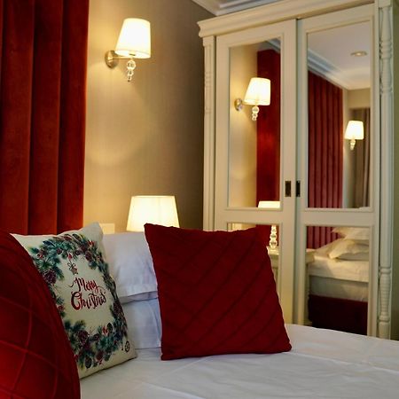 Hotel Carpat Inn Azuga Bagian luar foto